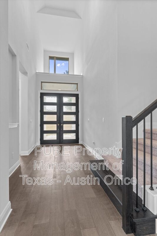 Foto del edificio - 19016 Excursion Falls Way