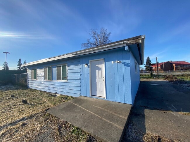 Building Photo - 2602 Eide St