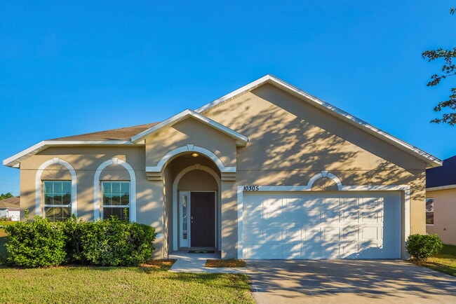 Building Photo - 10305 Magnolia Hills Dr