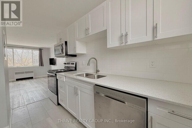 Building Photo - 57 Wellington Rd