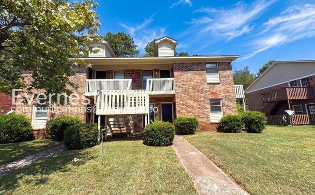 Building Photo - 4424 Bonnell Dr NW