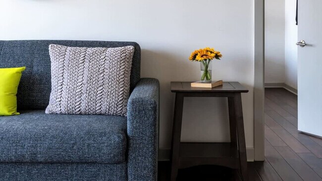 Foto del edificio - 1016 Elm St