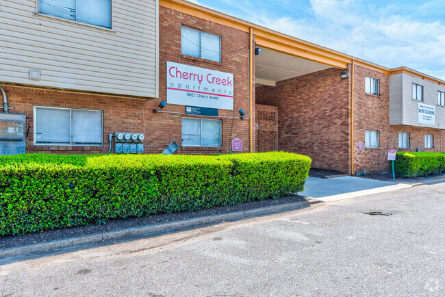 Primary Photo - Cherry Creek Apartments