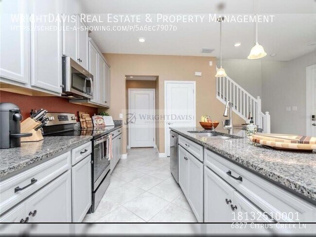 Foto del edificio - 6827 Citrus Creek Ln