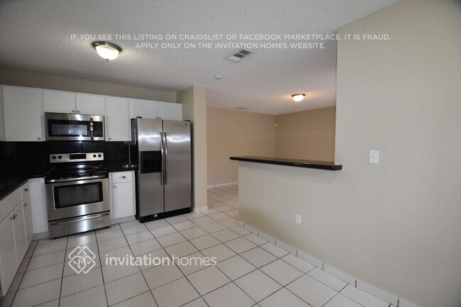 Foto del edificio - 621 SW 176th Ave