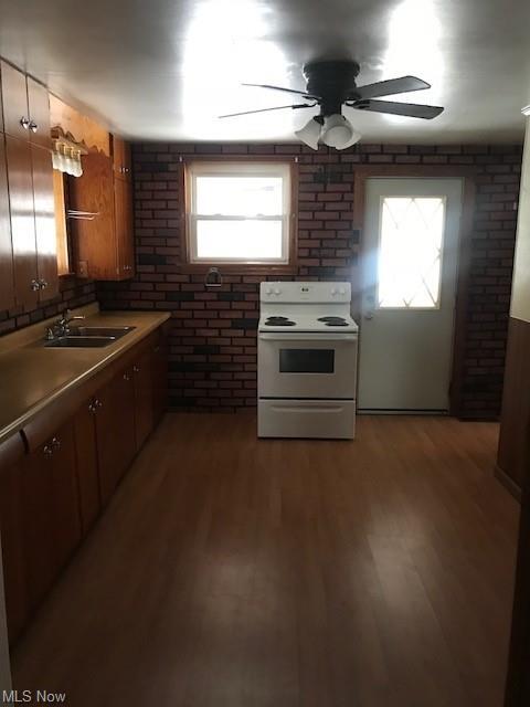 Building Photo - 3812 Eigen St