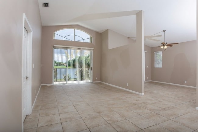 Building Photo - 7741 Northtree Way
