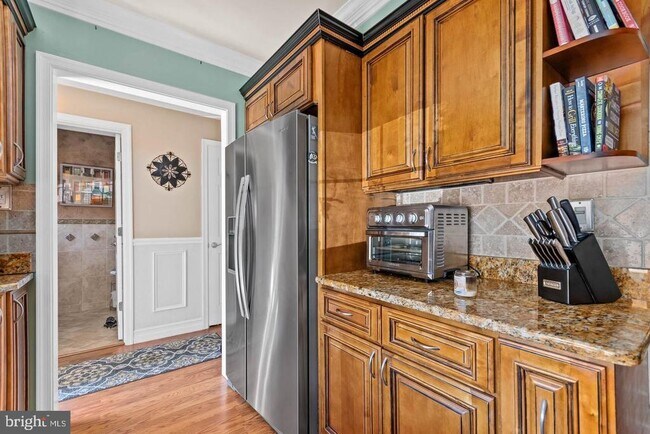 Building Photo - 1003 Mulberry Ct