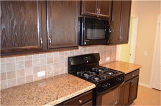 Foto del edificio - 28622 Lockeridge Farms Dr