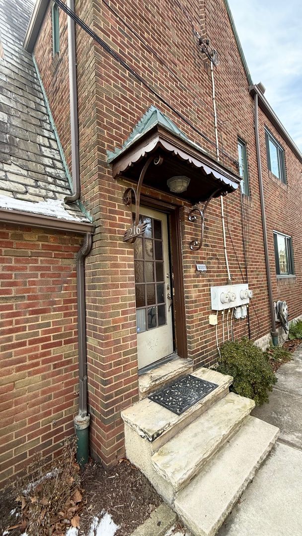 Building Photo - 216-218 Bigham Street