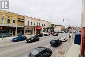 Building Photo - 647 Talbot St