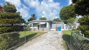 Building Photo - 3610 SW 39th Ave