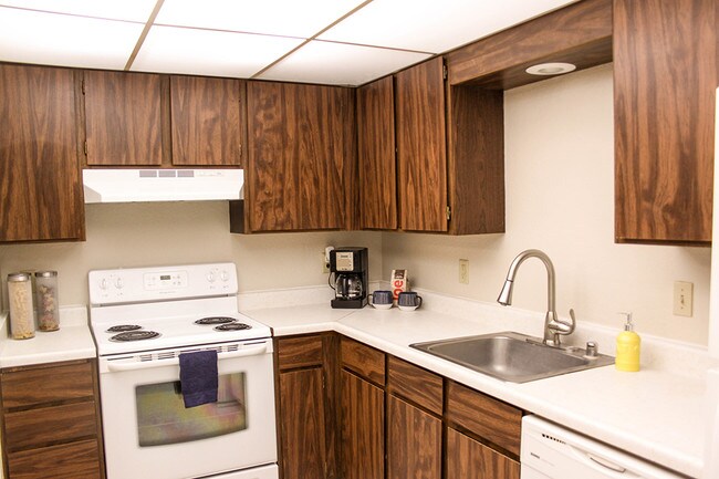 Foto del edificio - The Lakes Apartments