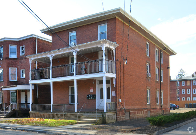 Building Photo - 251 Lawrence St