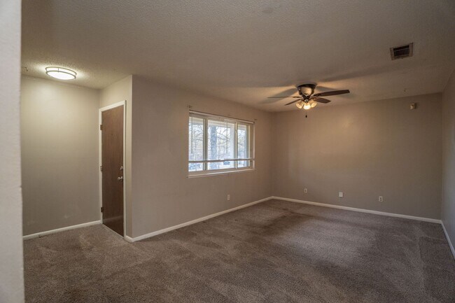 Foto del edificio - Large Backyard in North Little Rock