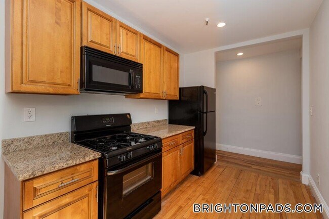 Foto del edificio - 286 Chestnut Hill Ave