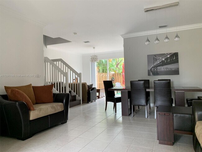 Foto del edificio - 11256 NW 86th Ln
