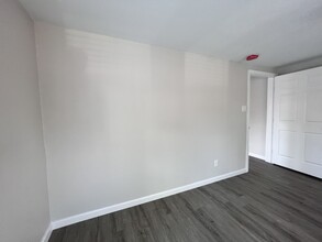 Building Photo - 6708 Avenue I