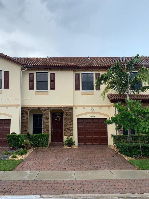 Primary Photo - 23917 SW 118 Ave