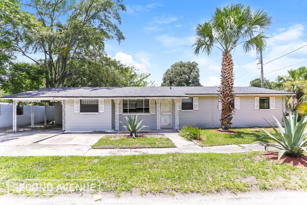 Foto principal - 2922 Buckman St
