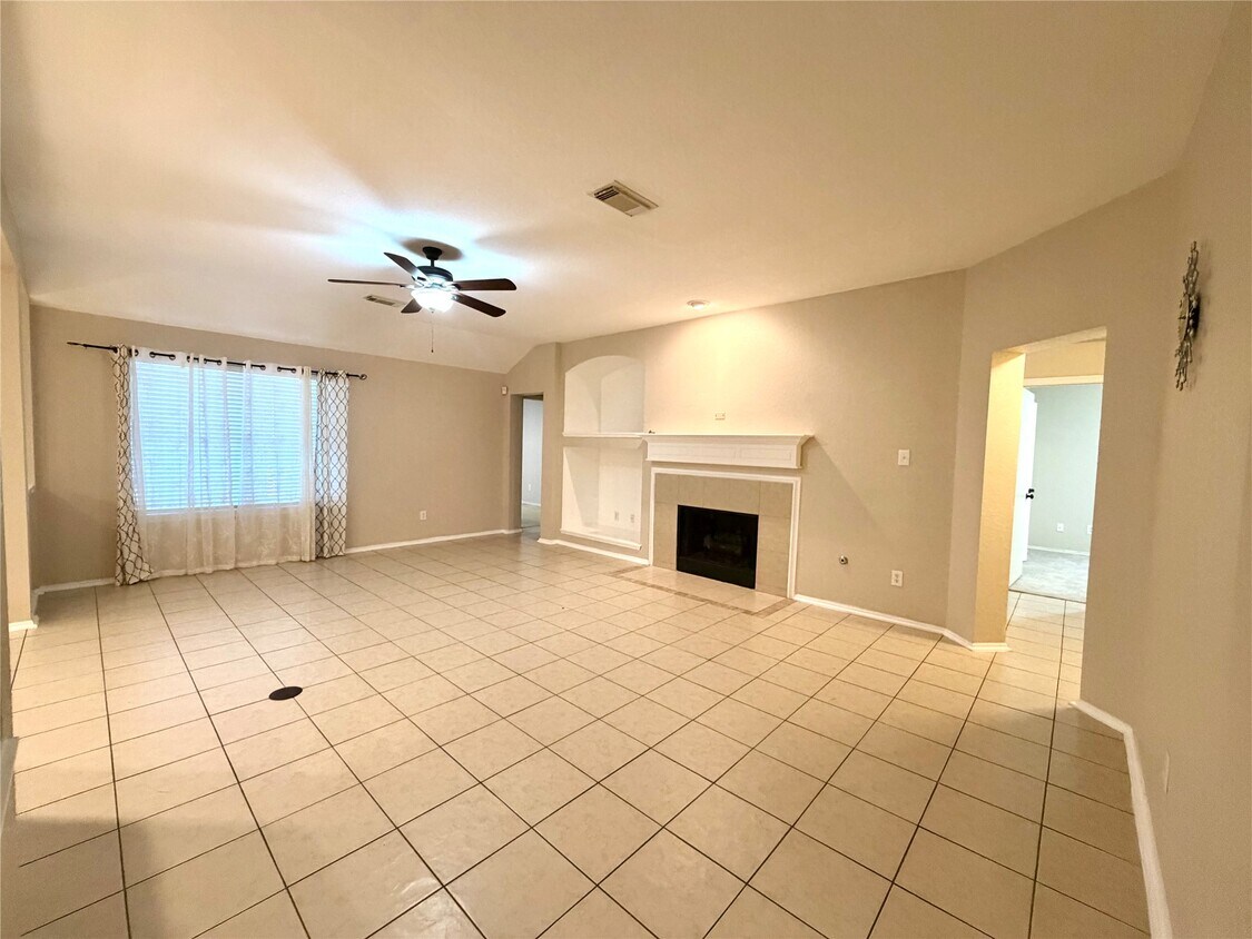 Building Photo - 16606 Cold Harbor Ln