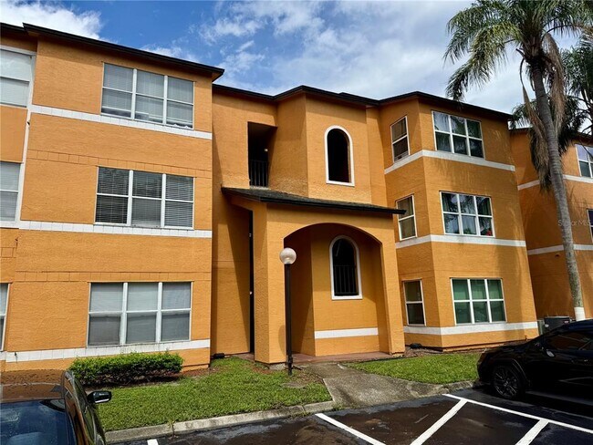 Foto del edificio - 4532 Commander Dr