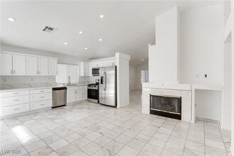 Building Photo - 52 Tanglewood Dr