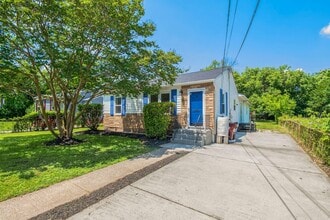 Building Photo - 5010 Sheridan St