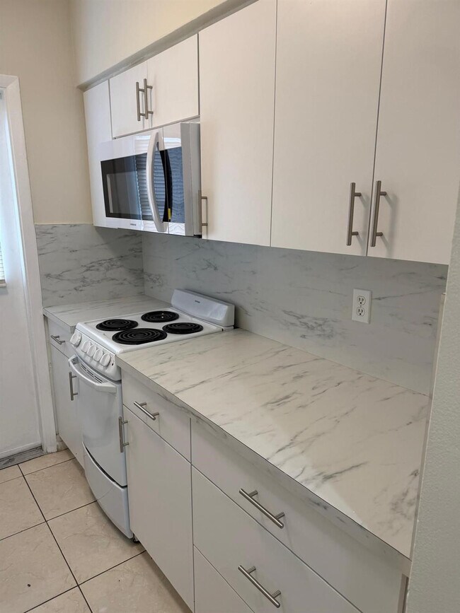 Foto del edificio - 101 SE 9th St