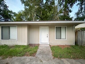 Building Photo - 1031 SW 61st St