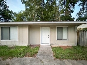 Building Photo - 1031 SW 61st St