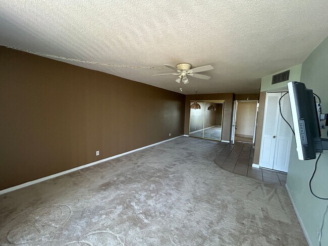 Foto del edificio - 3490 N Key Dr