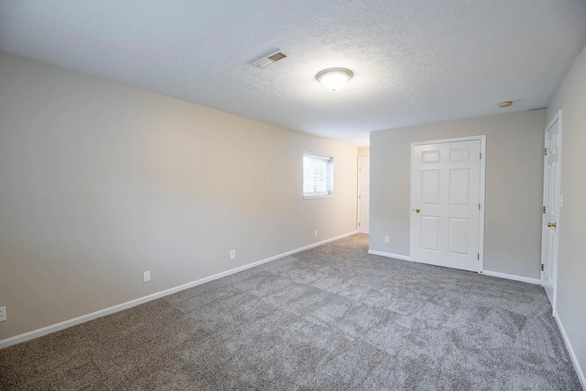 Dormitorio #1 - 195 Cave Run Dr