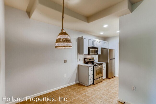 Building Photo - 22832 SW Forest Creek Dr