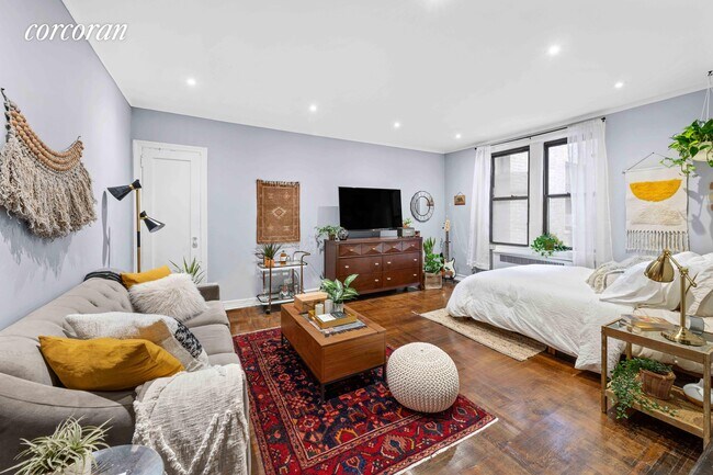 Foto del edificio - 72 Orange St