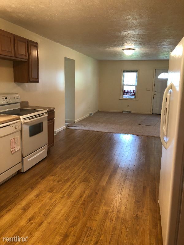 Foto del edificio - 3 br, 1 bath House - 331 N Main