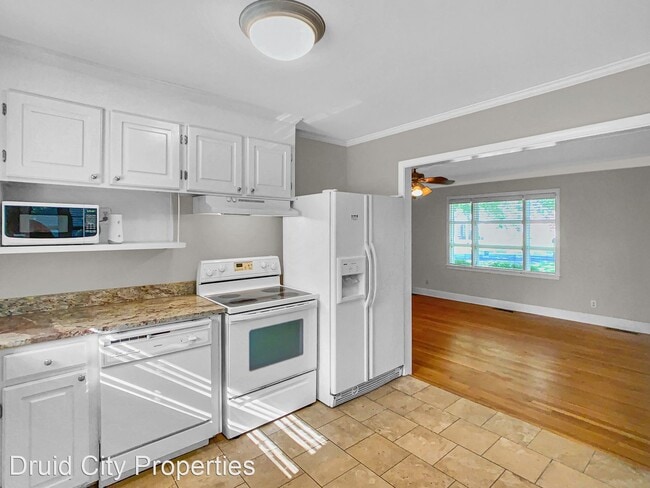 Building Photo - 3 br, 2 bath House - 132 Brookhaven Dr