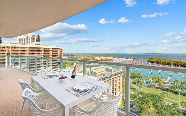 Foto del edificio - 2889 McFarlane Rd