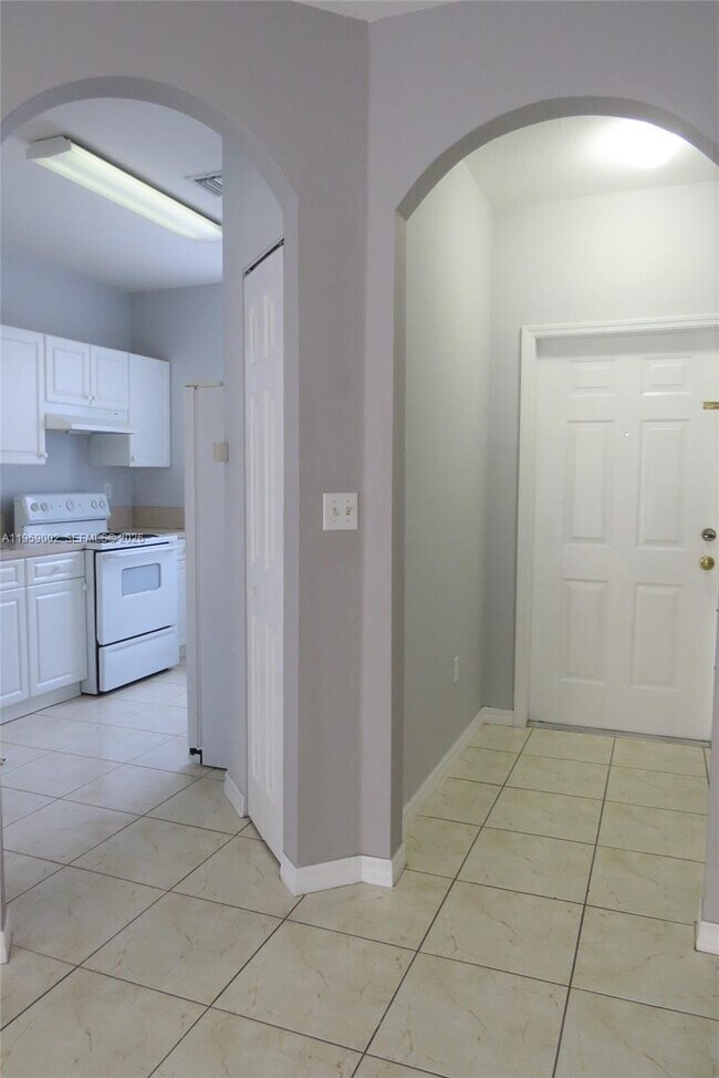 Foto del edificio - 741 SE 2nd St