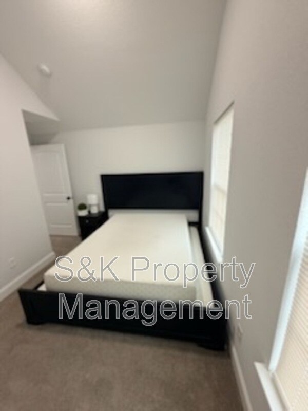 Foto del edificio - 622 Westwood Ave