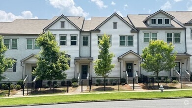 Building Photo - 285 Vista Ln
