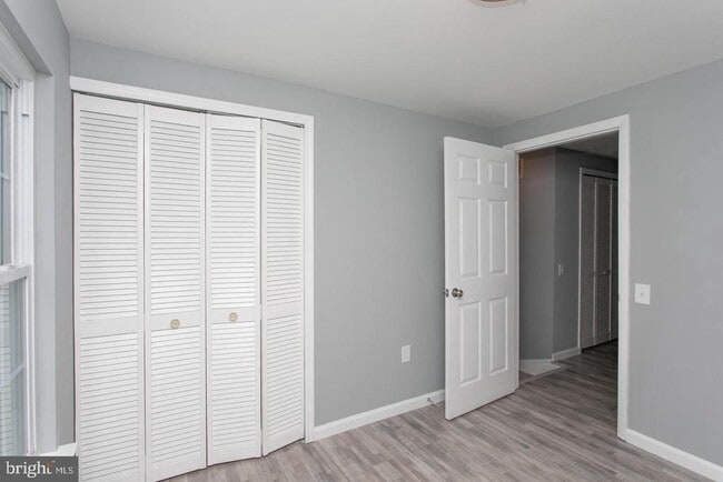 Building Photo - 2693 Red Lion Pl