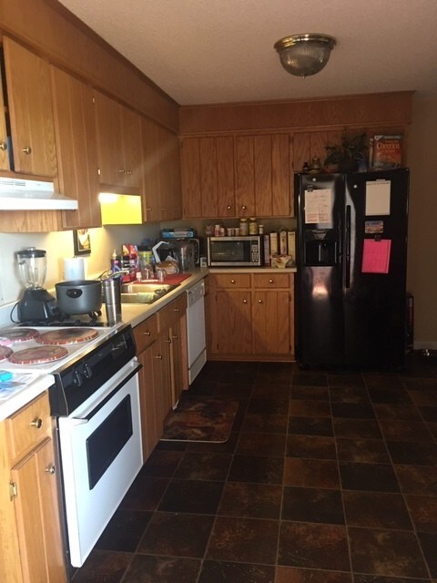 Building Photo - Duplex in growing Boiling Springs