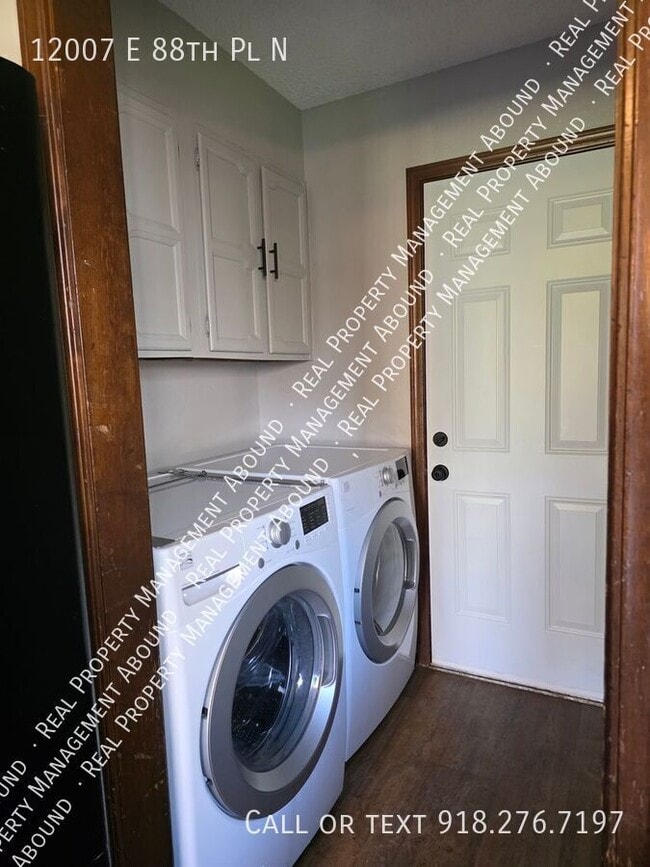 Building Photo - 12007 E 88th Pl N