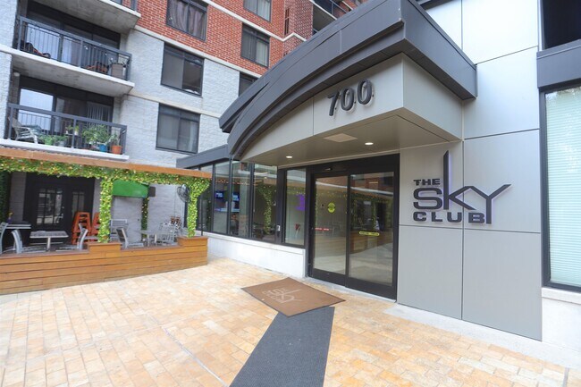 Building Photo - 759 2nd St