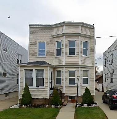 Primary Photo - 726 5th St