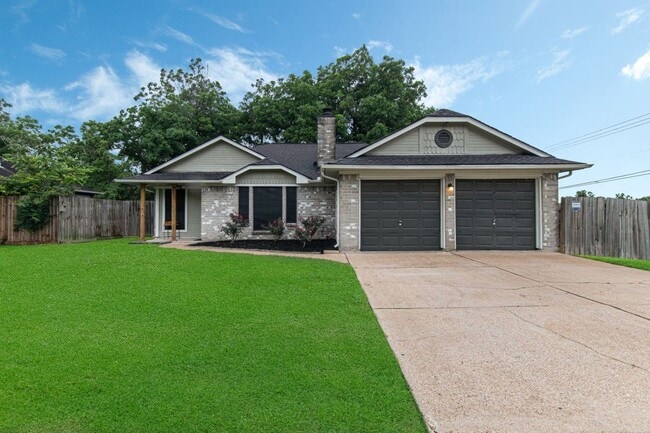 Building Photo - 3601 Clover Ln