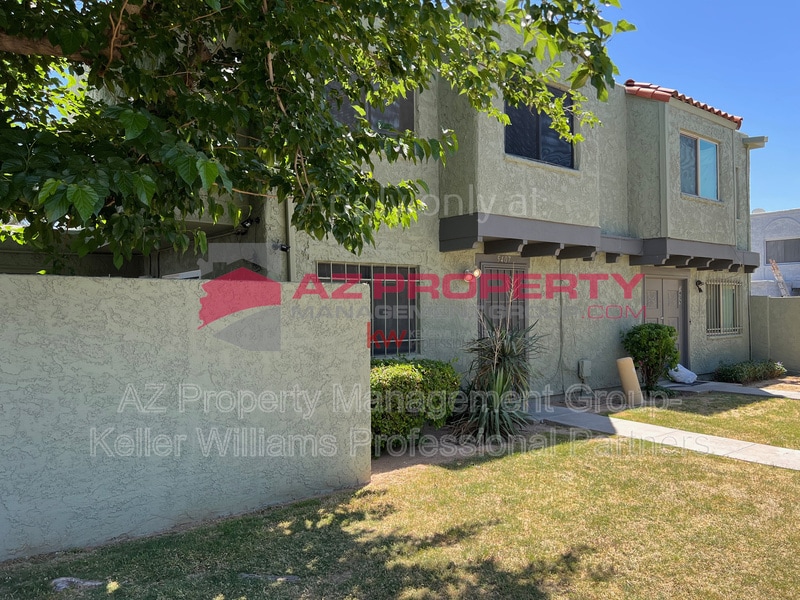 Primary Photo - 5407 W Sheena Dr