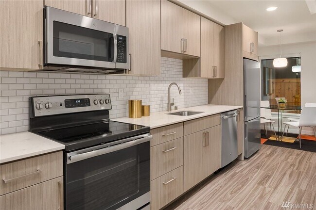 Foto del edificio - 1802 NW 85th St