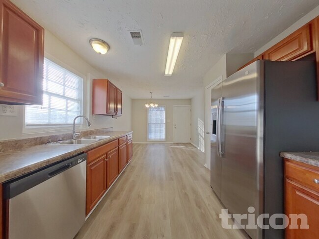 Foto del edificio - 5750 Westside Rd